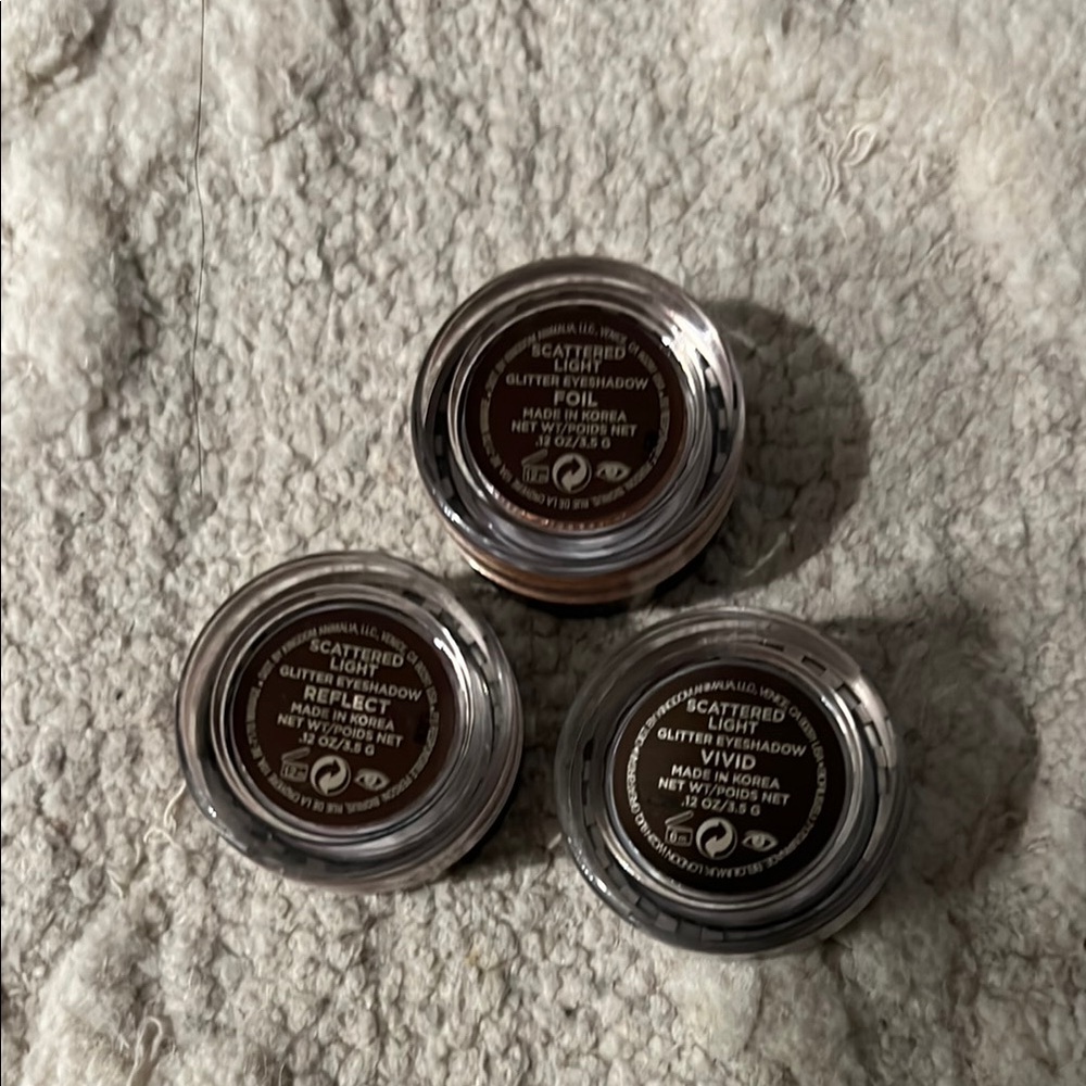 Hourglass Scattered light eye shadow- Foil, Vivid, Reflect colours - Picture 2 of 5